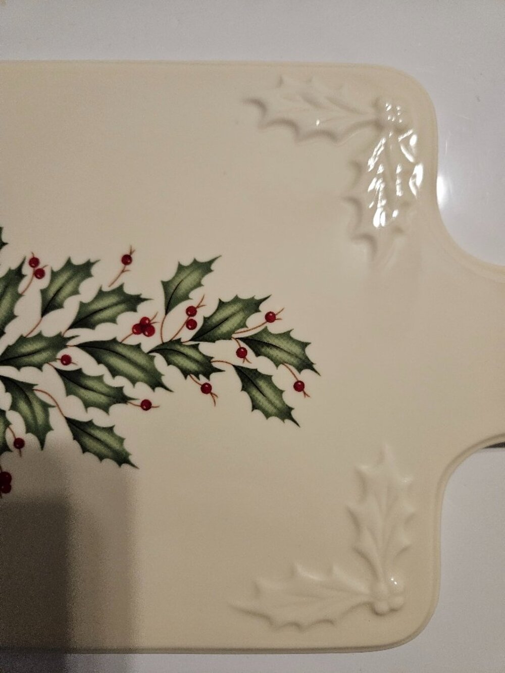 Lenox Christmas Cheeseboard with Handle - Picture 3 of 11